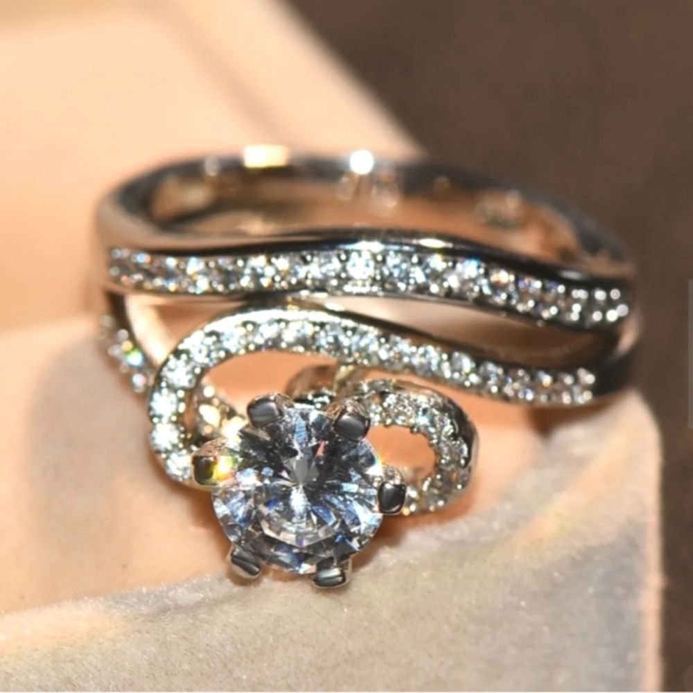 diamond Luxury Large 6-Prong  Eternity wedding ring sz 9
